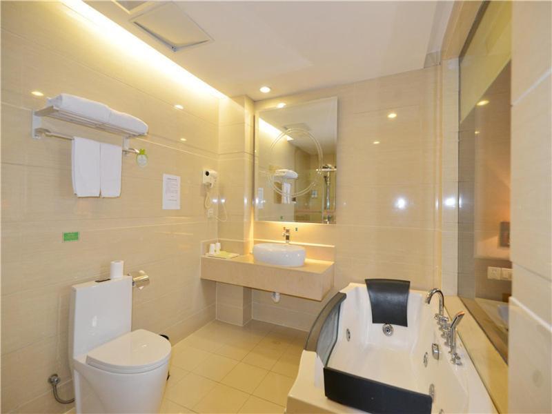 Vienna International Hotel Shanghai Pudong New District Caolu Xangai Exterior foto